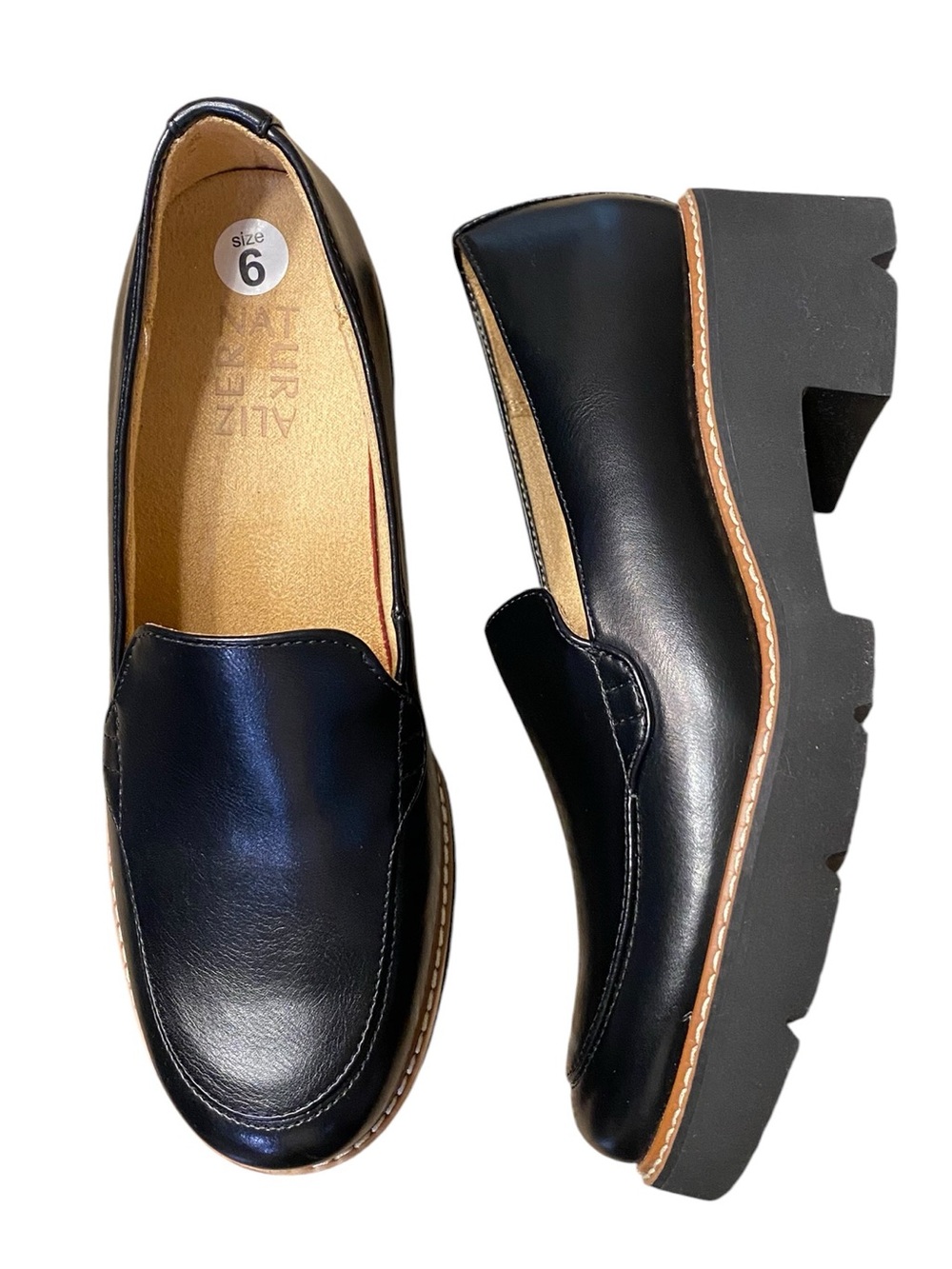Naturalizer Black Cabaret Slip On Loafer New Size 6